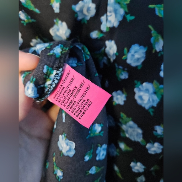 Betsy Johnston Vintage Style Floral Dress - Picture 9 of 10